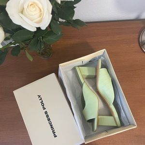 NWT Princess Polly Kitten Heels